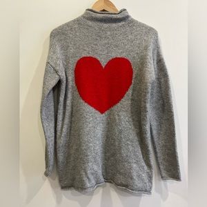 Oversized XS heart sweater